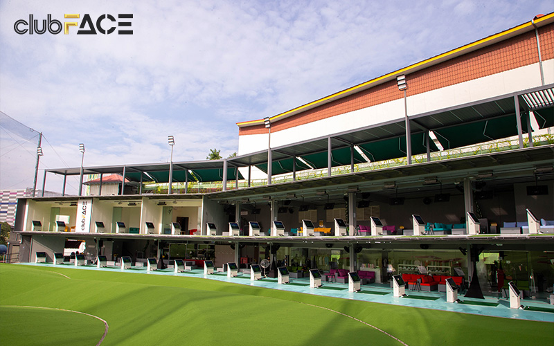 golf practice facility for short practice sessions